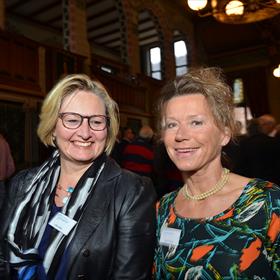 Hilly Udding (marketing HBO Van Gorcum), Hilde Trenning  (binnendienst boeken Van Gorcum).
