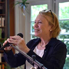Winnie Sorgdrager (voorzitter  Stichting Jaarlijkse Literatuurprijs).
