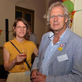 Erlijne Runia  (redacteur De Fontein Jeugd),  Koos Meinderts (auteur).