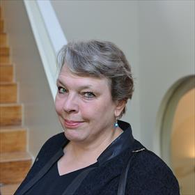 Liesbeth Koenen (biograaf Hugo Brandt Corstius).