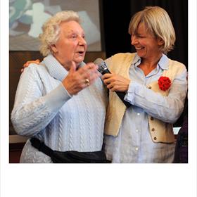 Dini Woud met 84 jaar de oudste aanwezige Wilde Breier.