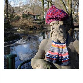 O Weemoed, weemoed bovenal, om wat er van ons worden zal.