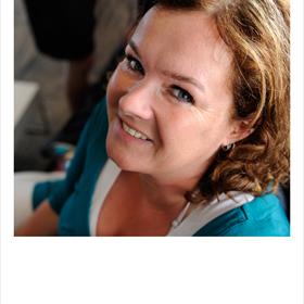 Gabina Veltkamp (vertegenwoordiger Aquarius Boekverkoop).