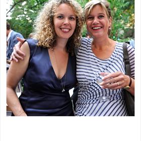 Je heb stijlvol, heel stijlvol en je hebt Febe van der Wardt (sales manager Ambo/Anthos),&#160;Lolies van Grunsven (literair agent).