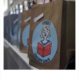Linda&#39;s Literaire Lunch-bag staat klaar.
