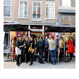 ZO GAAT DAT in Rotterdam: v/h Van Gennep&#160;&#39;hartje&#39; Amesz.