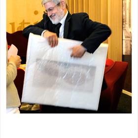 Marino Zorzato krijgt een ook cadeau. Niet zo mooi als de Grimani, maar dat kan ook niet.