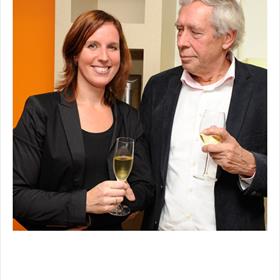 Van Dalens - nooit verlegen om woorden, nog beter met cijfers: Cecilia van Dalen (secretaris economische zaken NUV), Joop van Dalen (uitgever in ruste, marktonderzoeker boekenvak,&#160;KVB-SMB).