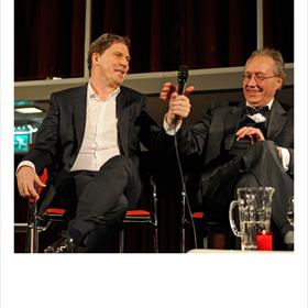 Martin Fontijn krijgt het woord van&#160;Christoph Buchwald.