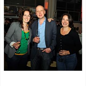 Ze kennen elkaar van Terra: Miriam de Boer (uitgever Good Cook Publishing), Wouter&#160;Eertink (vormgever, productie), Tanja van Nieuwenhoven (per 1 januari 2013 redacteur/account manager Good Cook Publishing).