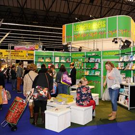 Het boekenkwartier. Fijn, klanten met rolkoffers!