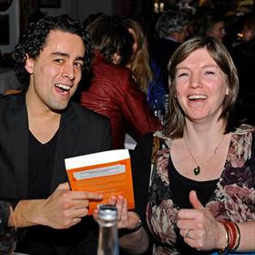 Nick Ungerer (oud-stagiair en freelance redacteur TenPages.com) en Maria Holtrop