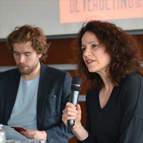 Daan Heerma van Voss (auteur &#39;De Vergeting&#39;) met redacteur Suzanne Holtzer (De Bezige Bij).