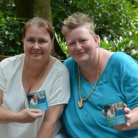 Sandra Bakker en Ink Kroon, thrillerlezers uit Breda, Brabant. 