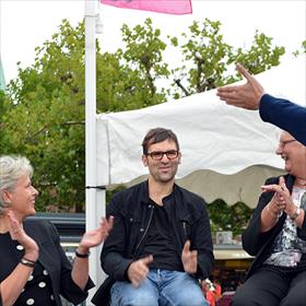 Bart Van Aken (Paard van Troje, Gent) wint vanwege zijn ondernemerschap, doorzettingsvermogen, eigenwijsheid en pure liefde voor het boek.