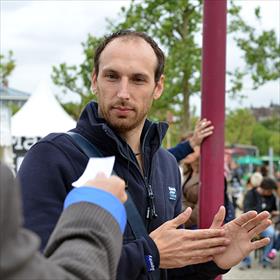 Van Gennep-vertegenwoordiger Léon Groen (oud-secretaris Albert Hogeveen Bokaal) pakt niet alles aan.