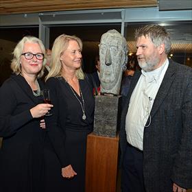 Aafke Boerma (Museum Meermanno), Jacqueline van Beek (Openbare Bibliotheek Den Haag),&#160;Het hoofd van Edgard Tytgat (1925) van Oscar Jespers, Ruud Husgen (Direct Dutch Leesclubs voor expats). Favoriet? &#39;Jan Brokken.&#39;