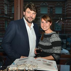 Tamara Weide&#160;schreef &#39;Een broodje in de oven. Recepten voor tijdens je zwangerschap&#39; met echtgenoot Phillippe Piatkiewitz. &#39;Volgend jaar halen we de shortlist wél!&#39;