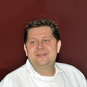 Schilo van Coevorden (gastheer en chef-kok Conservatorium Hotel) tekende voor de geserveerde Winnende Hapjes.