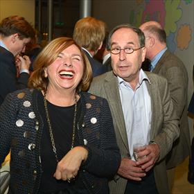 Kristien van der Rust (secretaresse Cees van Wijk, 1996-2001), Ruud Schets (secretaris Sociale Zaken, Nederlands Uitgeversverbond NUV).