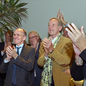 Applaus van Wouter van Gils (Boom uitgevers) en&#160;Thys VerLoren van Themaat (uitgeverij Verloren)