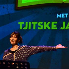 Tjitske Janssen (dichter), vanavond mét pianist.