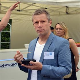 Kristien Hemmerechts (auteur) en partner&#160;Bart Castelein.