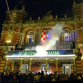 Het buitenaardse boekenbal.