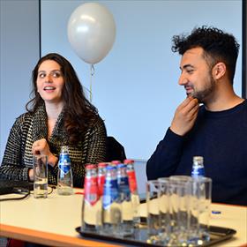Ronit Palache (hoofd publiciteit Prometheus/Bert Bakker) interviewt Özcan Akyol (auteur van - onder meer - &#39;Eus. Een schelmenroman&#39;).&#160;