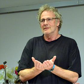 Misschien wel de liefste mens van de Libris Inspiratiedag 2014. Koos Meinderts (auteur, dichter). 