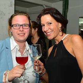 Annet Robben (marketing Spectrum),&#160;Janneke Siebelink (redacteur boeken bol.com).