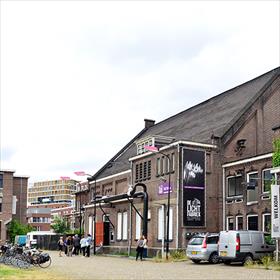 Weer zo&#39;n&#160;fijn pandje&#160;in het stedelijk rafelrandgebeuren: De Lichtfabriek in Haarlem...