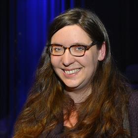Leonie Wolthuis (redacteur Meulenhoff Boekerij), tevens&#160;winnaar van de Favorita 2014: de titel die jaarlijks wordt toegekend aan de favoriete redacteur van de leden van de Boekvertalers.