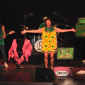 Tosca Menten trad op met vierkoppige reggaeband