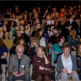 Het Compagnietheater in Amsterdam was goed gevuld