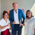 Xander neemt Blossom Books over