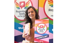 'Kleine gelukjes' uitgeroepen tot Regenboogboek van het Jaar