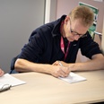 Schrijvers stimuleren taalontwikkeling laaggeletterden en nieuwkomers