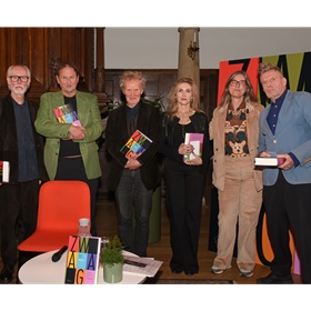Groepsfoto, Pieter Boskma, Harald Vlugt, Pieter Bijwaard, Jessica Durlacher, Maria Vlaar en Koos Dalstra