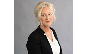 Joke Hermsen wordt de nieuwe voorzitter van PEN Nederland