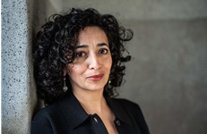 Nisrine Mbarki Ben Ayad nieuwe Dichter der Nederlanden
