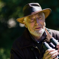 Vogelkenner en auteur Nico de Haan overleden