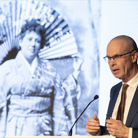 Collectiespecialist Arno Kuipers over de bijzondere depotcollectie