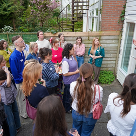 Lisette Grimmius van de KBb spreekt de aanwezigen toe