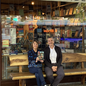 9 uur: start bij Dröges buurtboekhandel Van Pampus (Amsterdam) met Mieke van Dooren