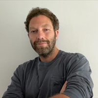 Ted Tettero vertrekt als creatief directeur Athenaeum Boekhandel en Boekhandel Scheltema