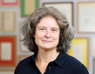 In memoriam Esther Scholten
