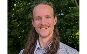 Rutger van der Peet wordt redacteur bij Cossee; Martin van der Heide adjunct-uitgever