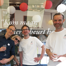 Daan Stoffelsen, Anneke Reijnders, Ernst-Jan Jonkman en Peter Hoomans (actieve boekverkopers)