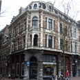 Singel Uitgeverijen creëert boekenplein op Spui